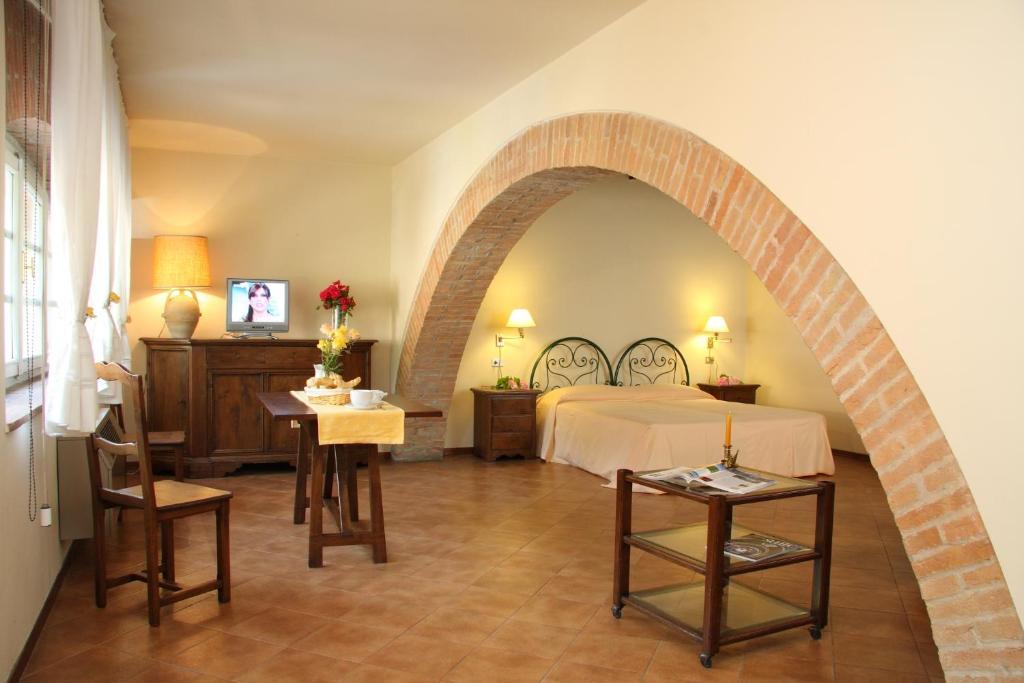 Residence In Centro Мантова Стая снимка